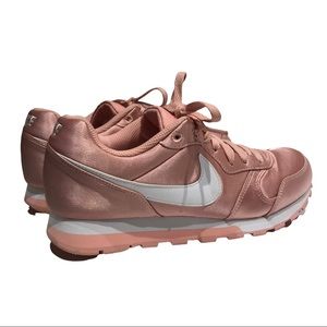Nike Md Running Shoes 